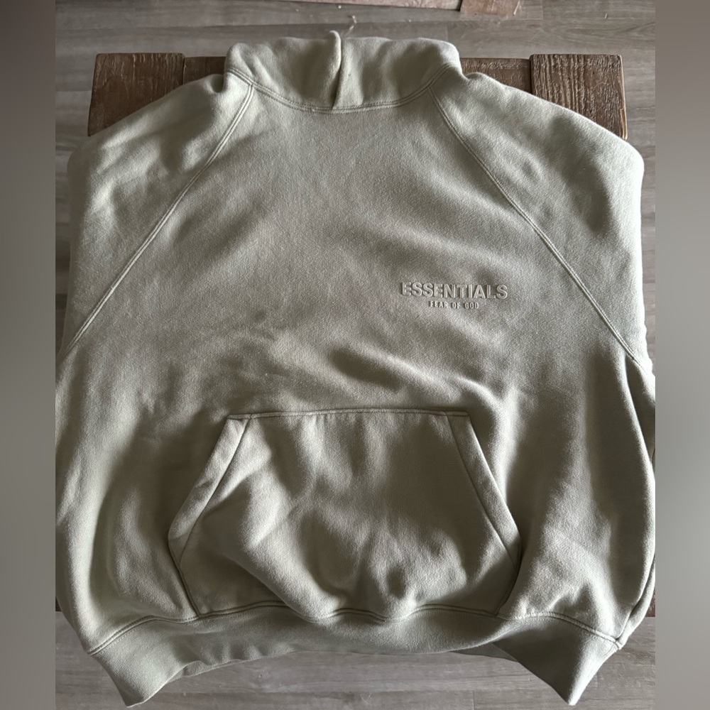 Essentials Men’s XS hoodie